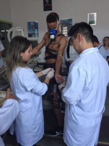 Layene P Barros e Hugo T Kano: fisiologistas