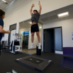 TESTES NEUROMUSCULARES EM PLATAFORMAS DE FORÇA