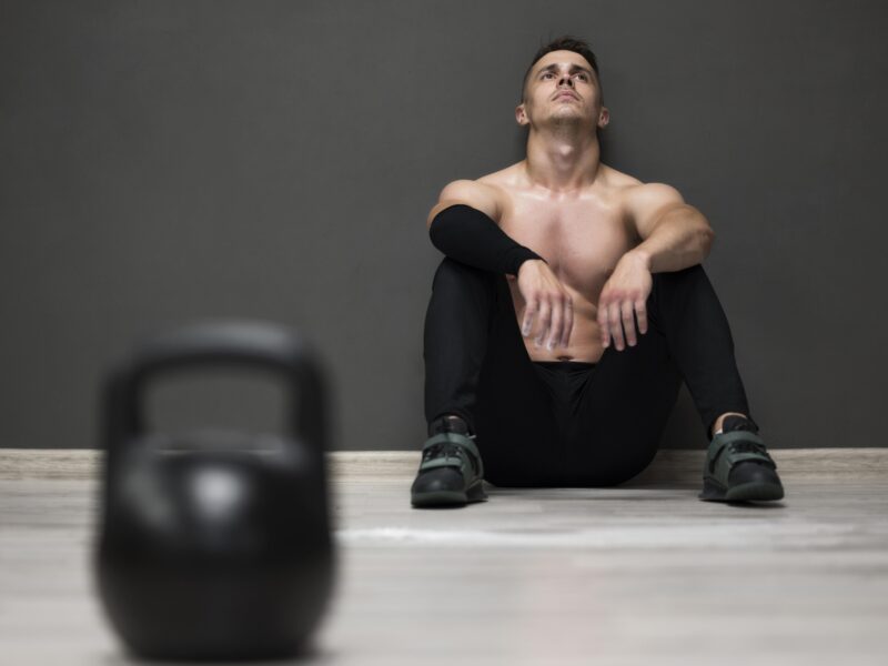 OVERTRAINING: O QUE É, COMO RECONHECER E POR QUE É DIFERENTE DE “TREINAR PESADO”